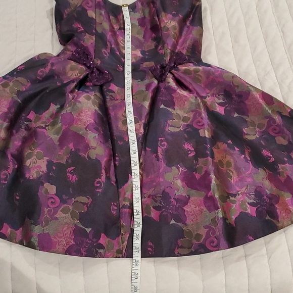 Dress - Picture 4 of 8